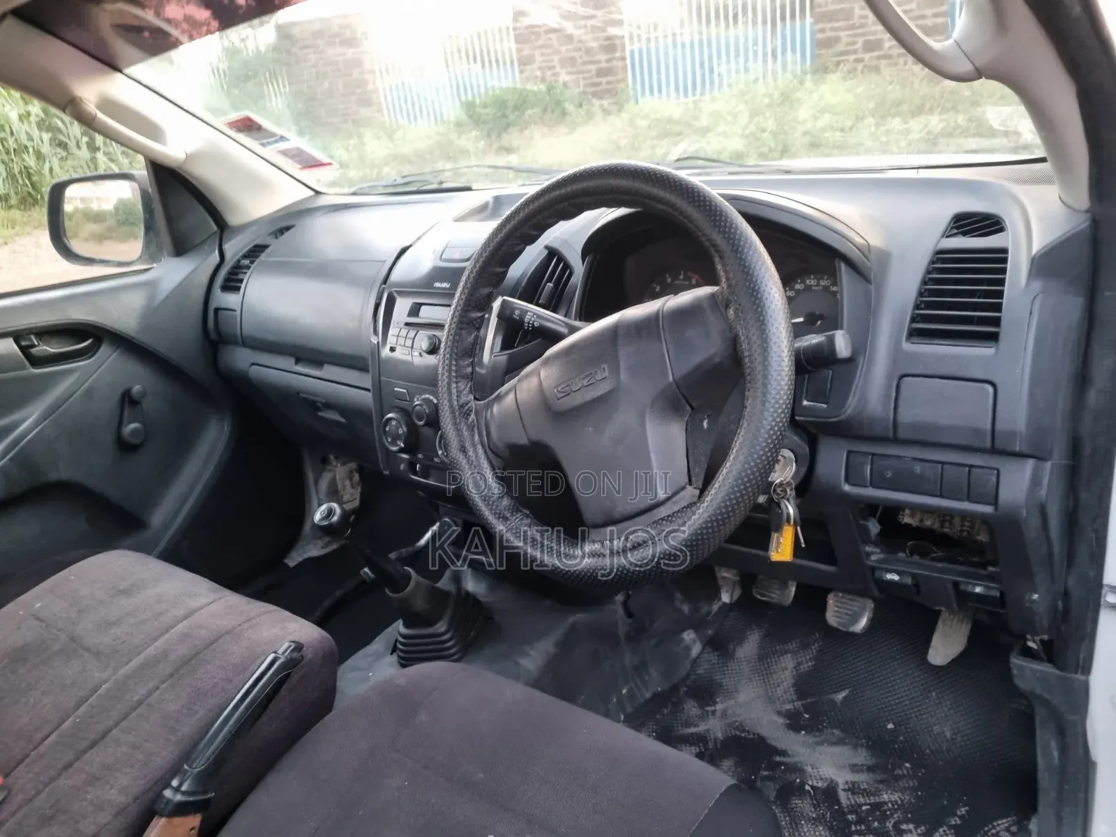 Isuzu D-MAX 2017 Off white