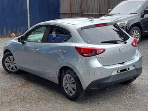 Mazda Demio 2019 Silver