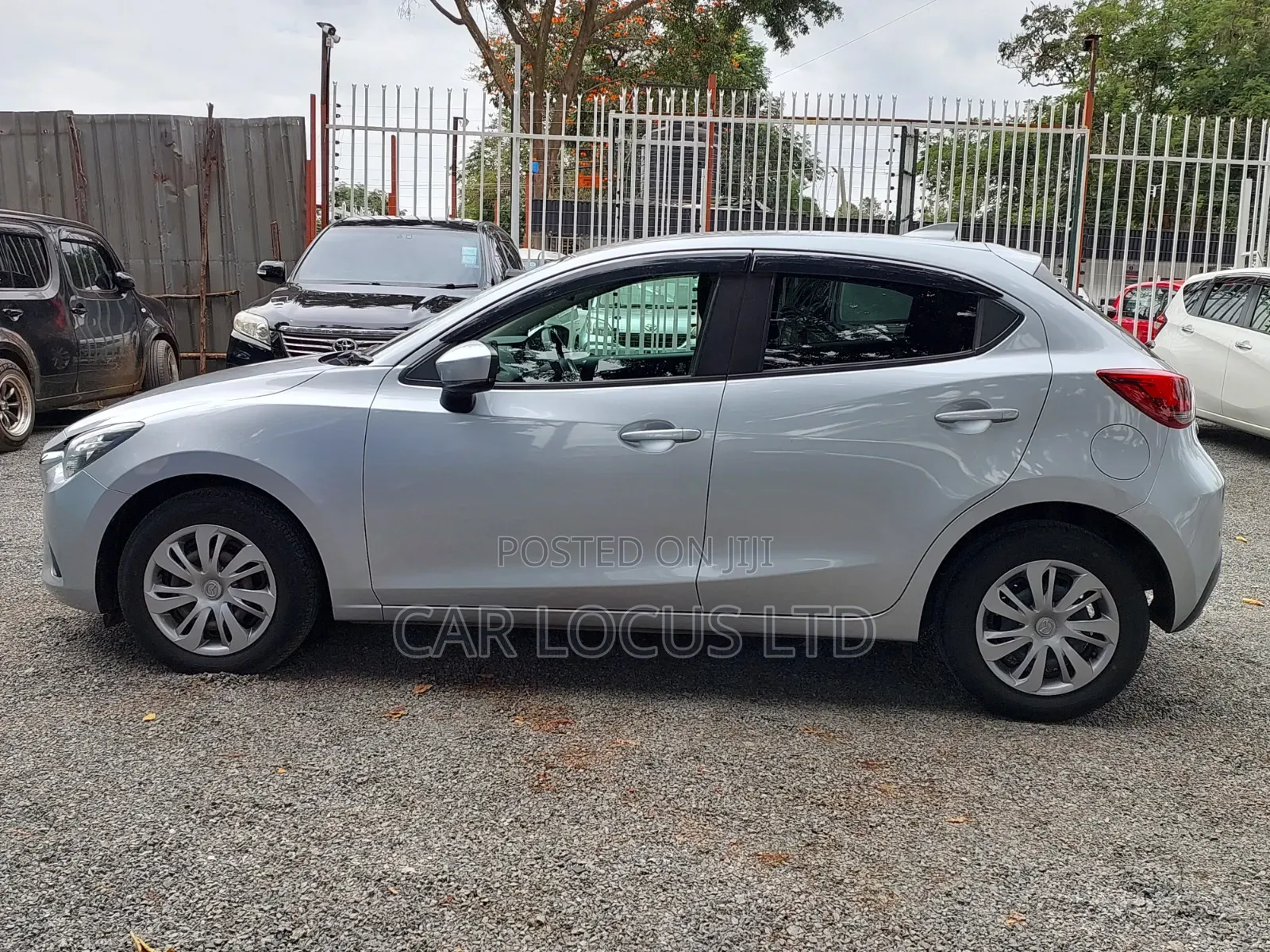 Mazda Demio 2019 Silver