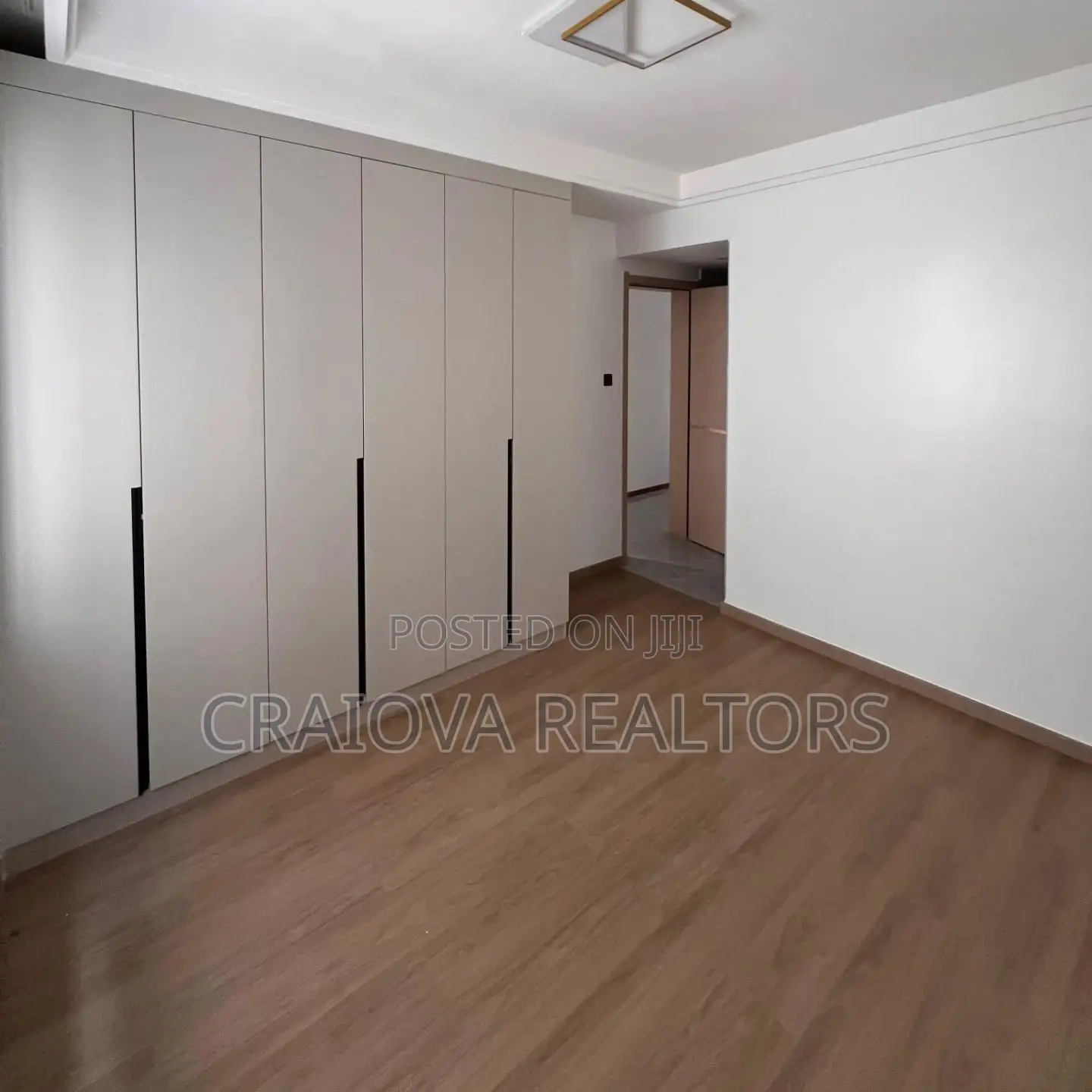 3bdrm Apartment in Riverside Drive for sale