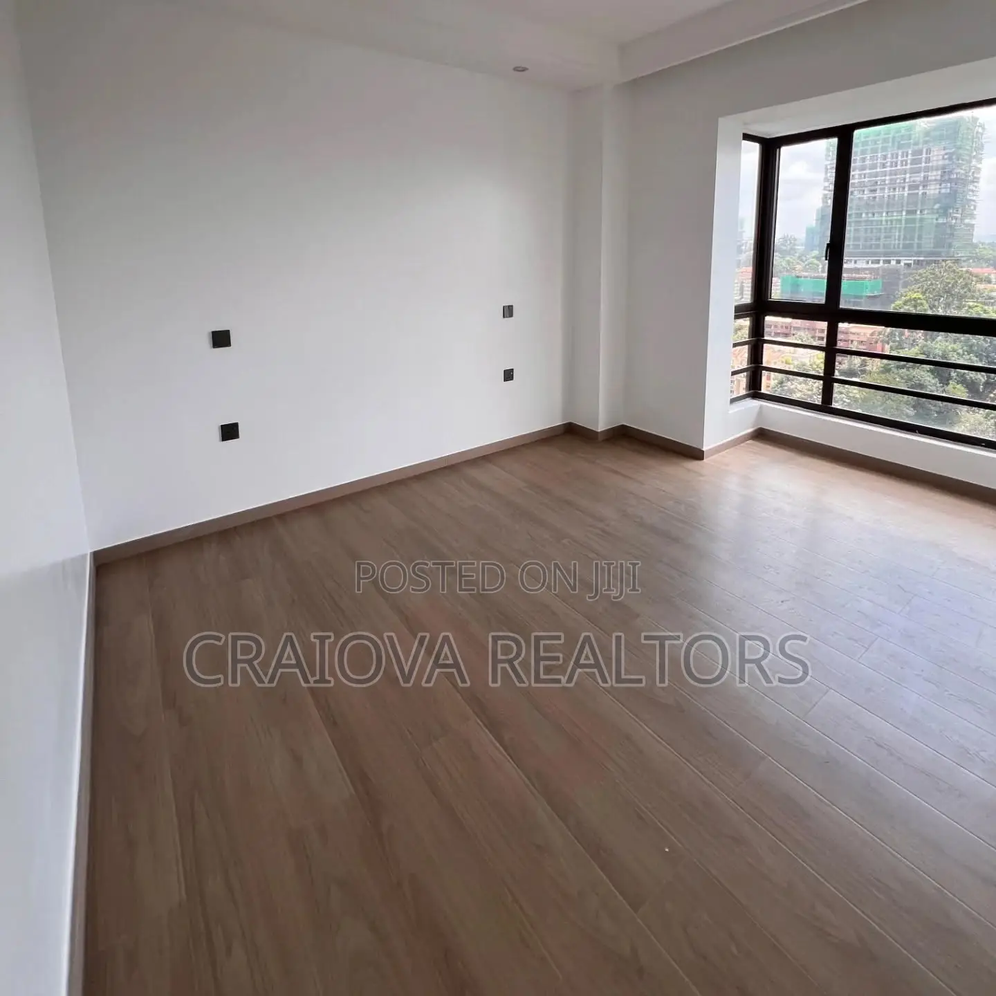 3bdrm Apartment in Riverside Drive for sale