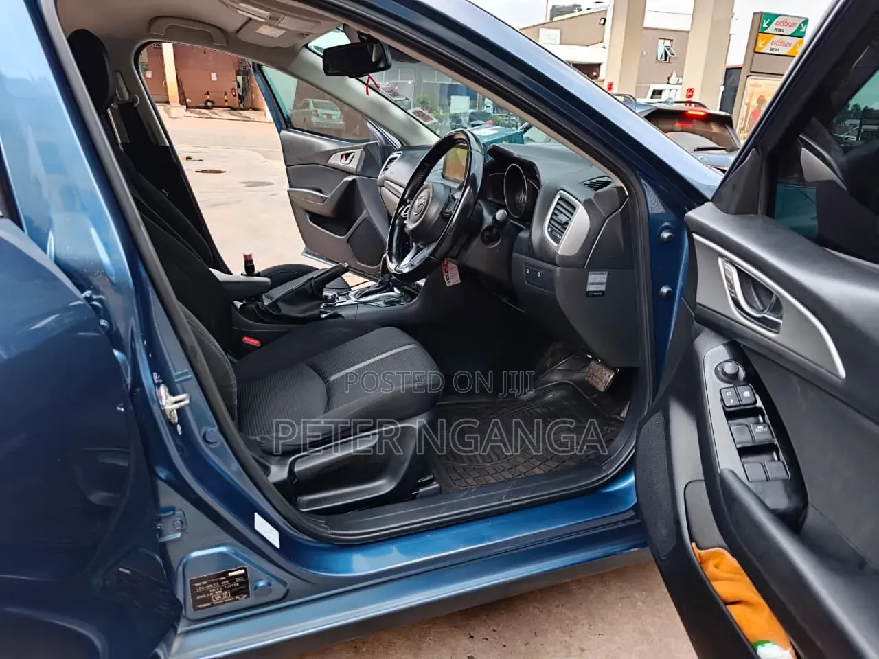 Mazda Axela 2017 Blue