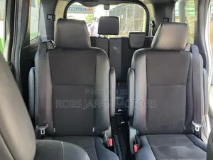 Toyota Noah 2.0 FWD (6 Seater) 2019 White