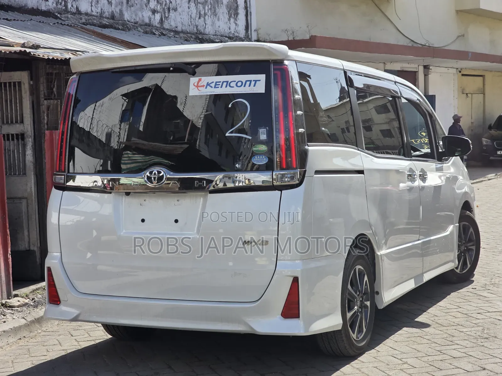 Toyota Noah 2.0 FWD (6 Seater) 2019 White