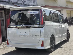 Toyota Noah 2.0 FWD (6 Seater) 2019 White