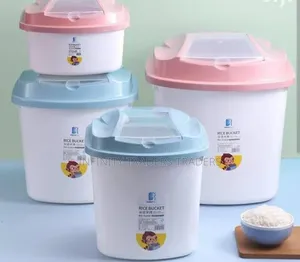 Plastic Rice Bucket With a Clear Measuring Cup