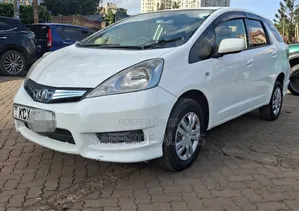 Honda Fit Shuttle 2012 White