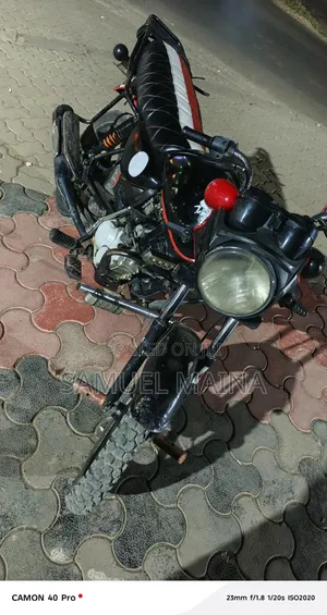 Bajaj Boxer 150 UG 2024 Black
