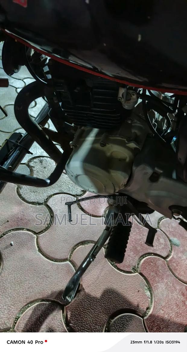 Bajaj Boxer 150 UG 2024 Black - thumbnail 3