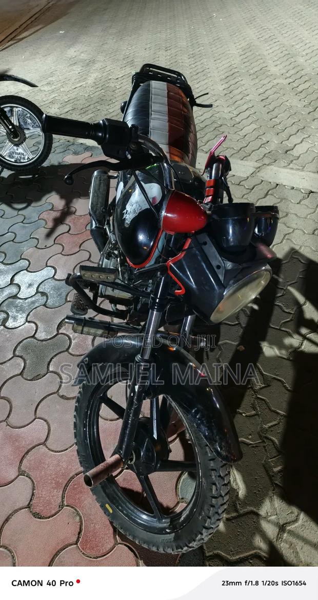 Bajaj Boxer 150 UG 2024 Black - thumbnail 5