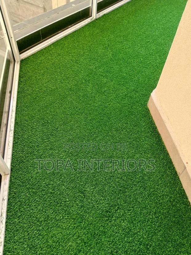 Corridor Green Outdoor Floor Carpets for Balcony and Garden Revamp