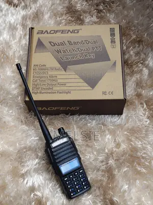 Baofeng Uv-82 VHF Uhf Two Way Radio Walkie Talkie