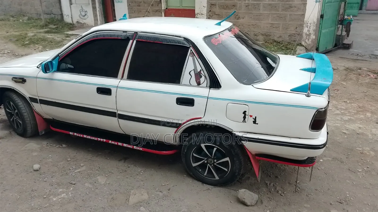 Toyota Corolla 1999 White