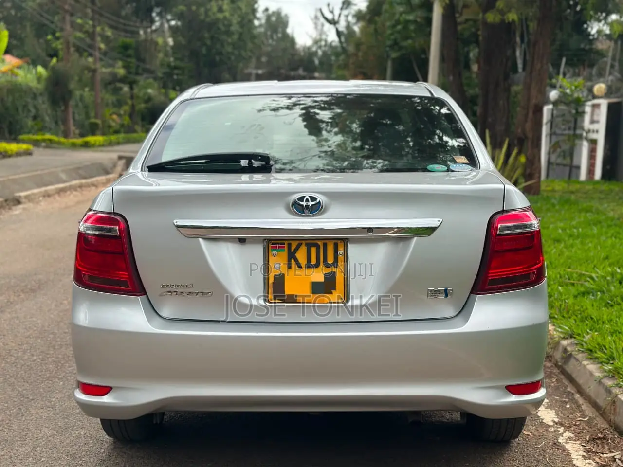 Toyota Axio 1.5 Hybrid 2WD 2018 Silver