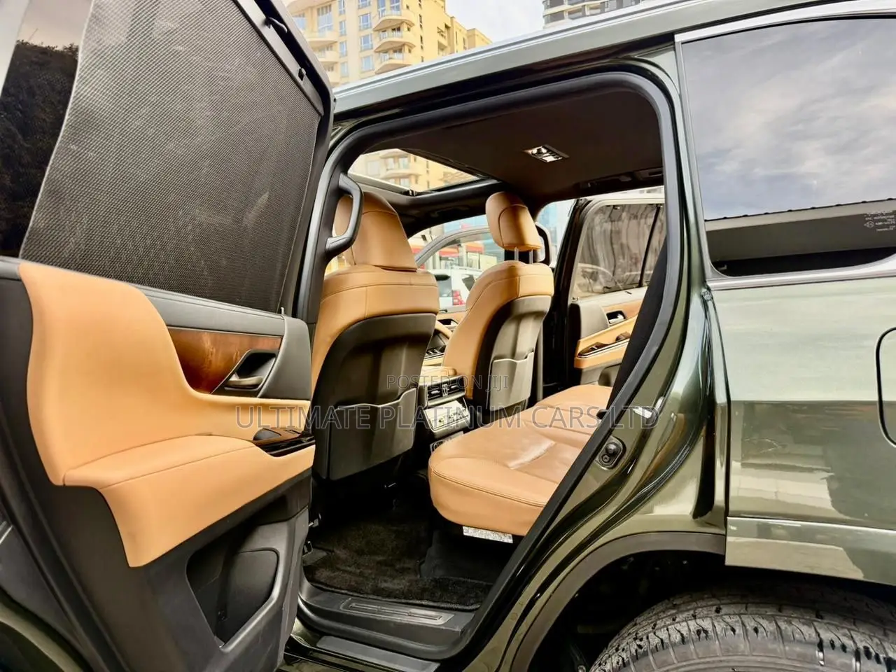 Lexus LX 600 2022 Green