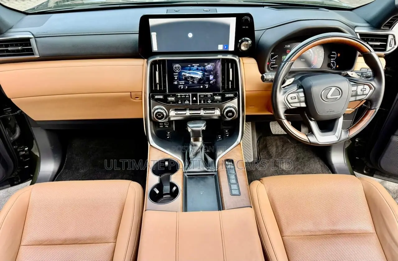 Lexus LX 600 2022 Green