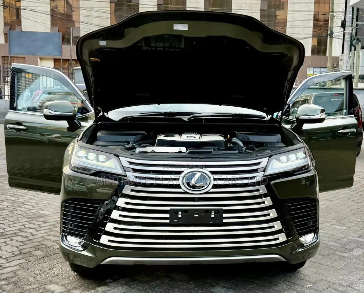Lexus LX 600 2022 Green