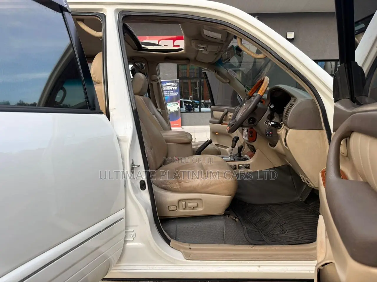 Toyota Land Cruiser 2004 White