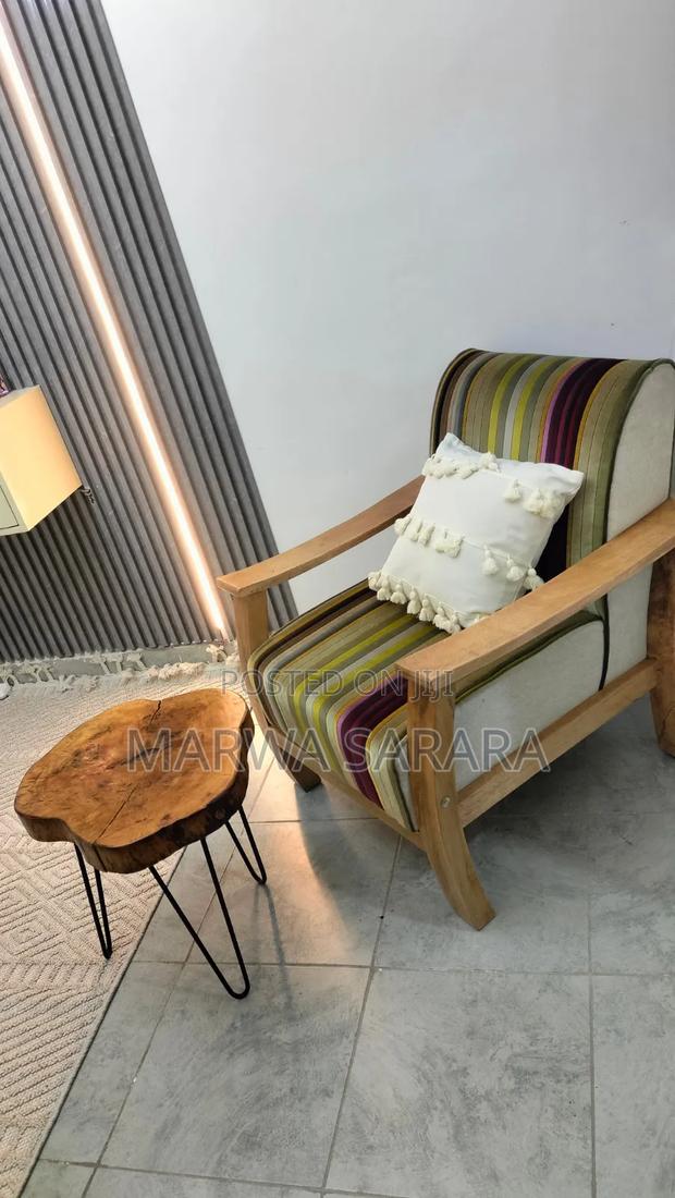 Elegant Studio Airbnb Near Easa (Aviation) - thumbnail 4