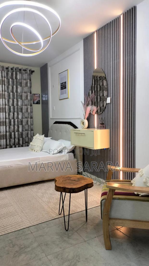 Elegant Studio Airbnb Near Easa (Aviation) - thumbnail 13