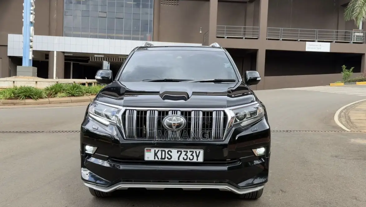 Toyota Land Cruiser Prado 2.8 2020 Black