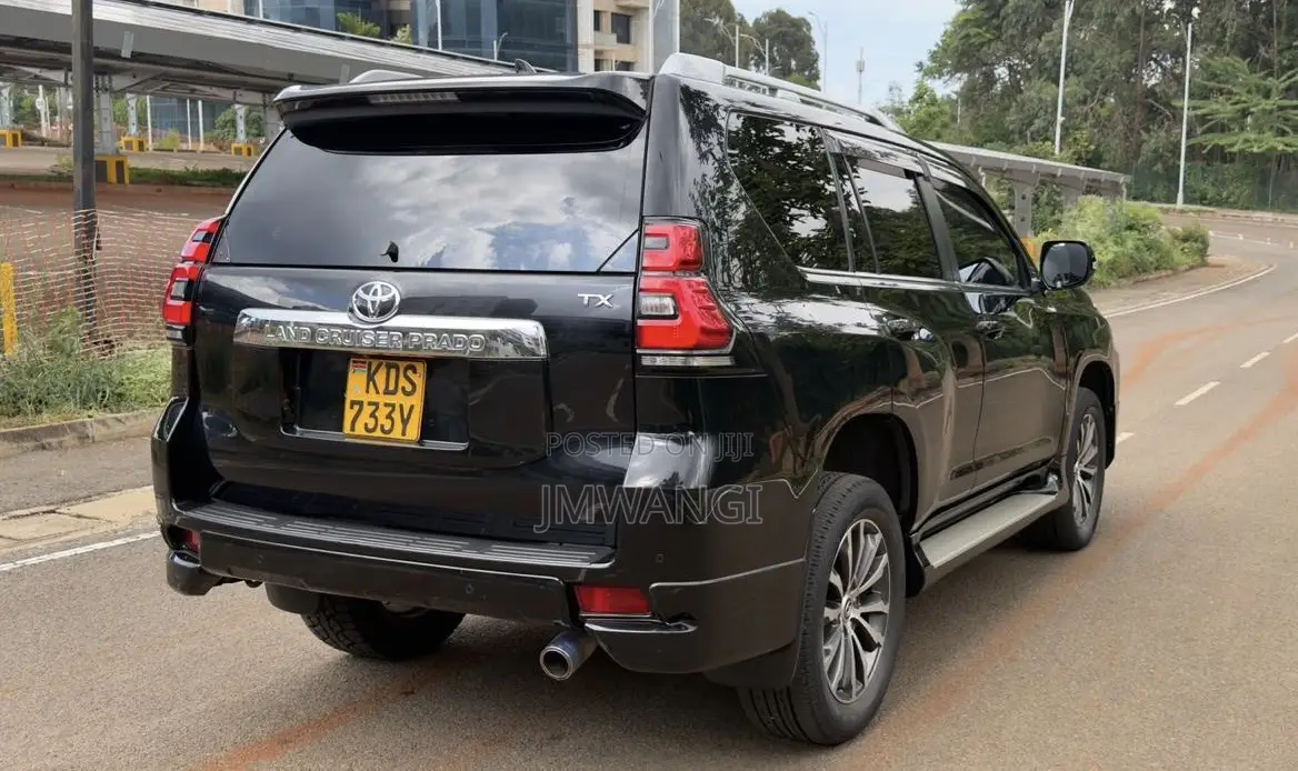 Toyota Land Cruiser Prado 2.8 2020 Black
