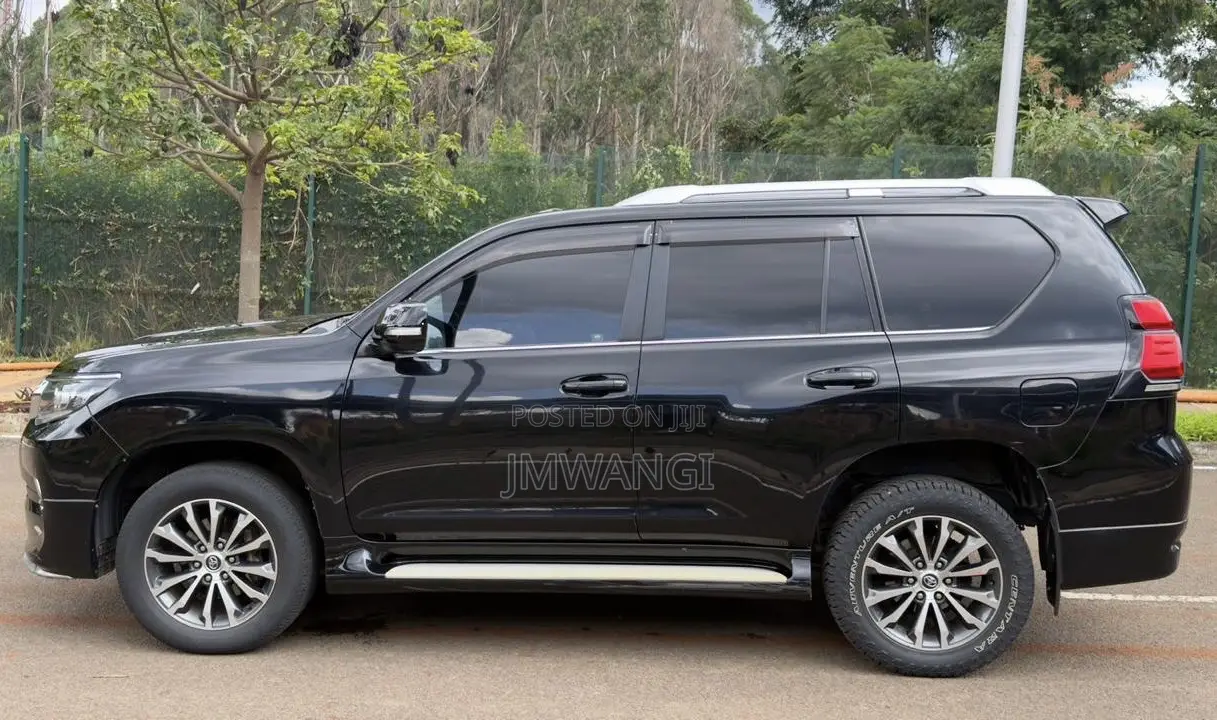Toyota Land Cruiser Prado 2.8 2020 Black