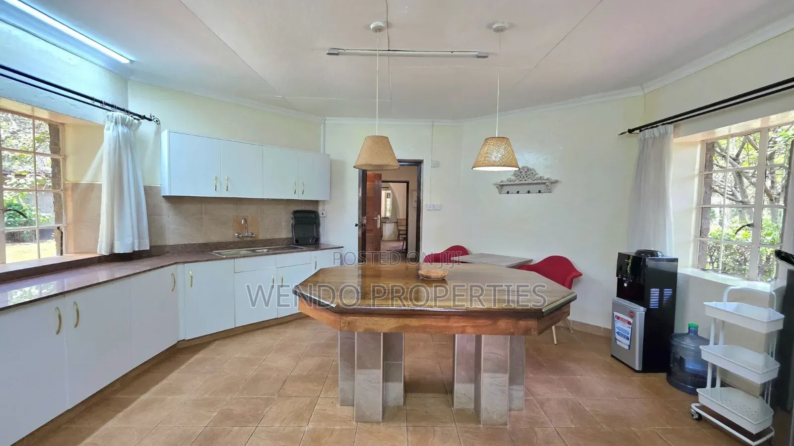 Furnished 3bdrm Bungalow in Hardy for rent
