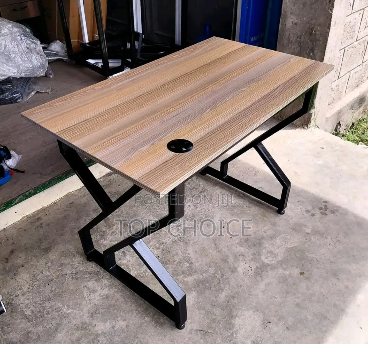 Modern Computer Table