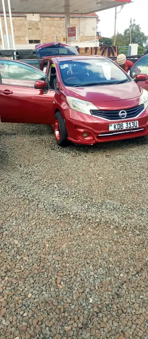 Nissan Note 1.2 Petrol 2014 Red