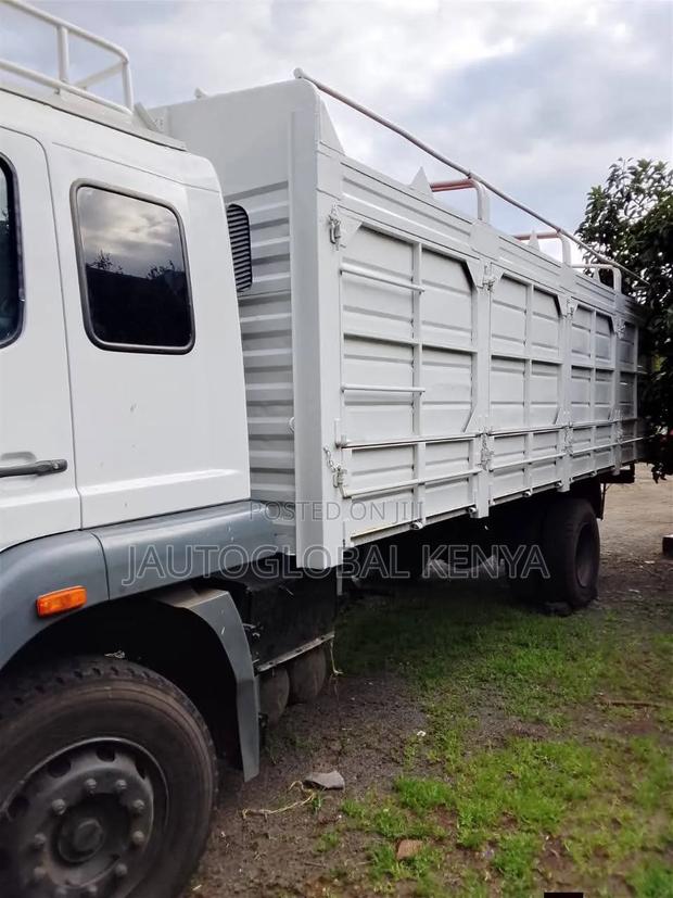 Mitsubishi Fuso Fj Financing - thumbnail 3