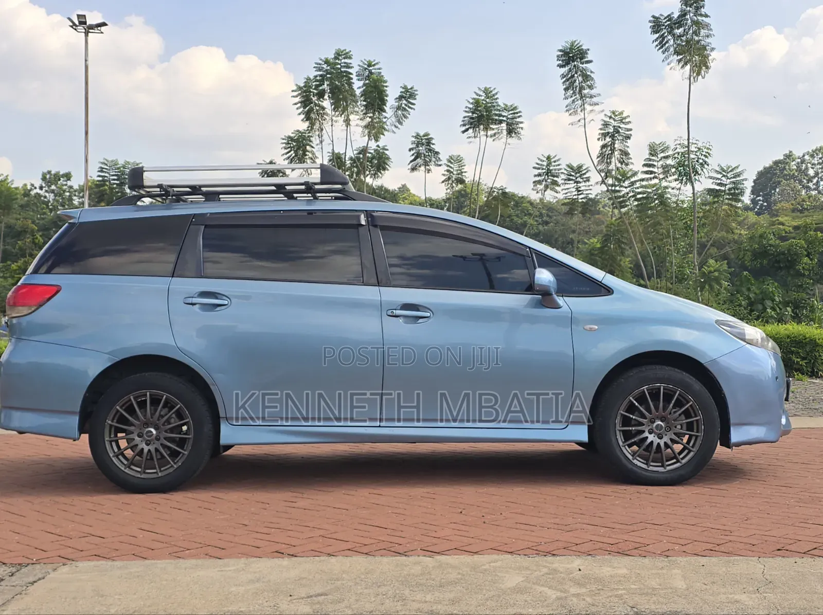 Toyota Wish 2011 Blue