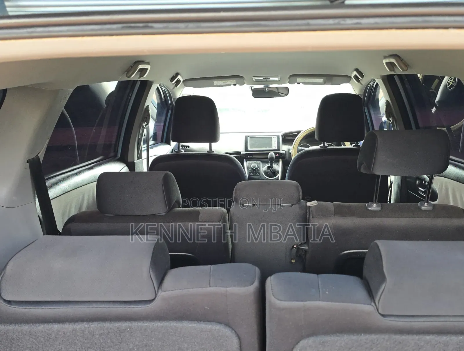 Toyota Wish 2011 Blue