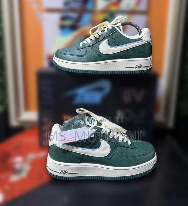 Please Post Bills" Nike Air Force 1 Size 37-45 - thumbnail 2