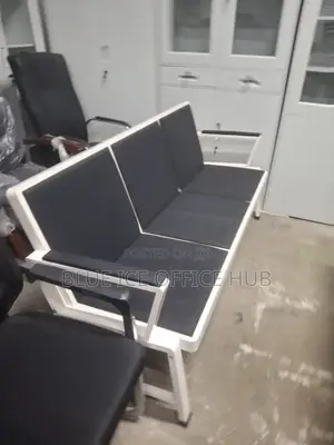 Executive Padded Waiting Bench Chair