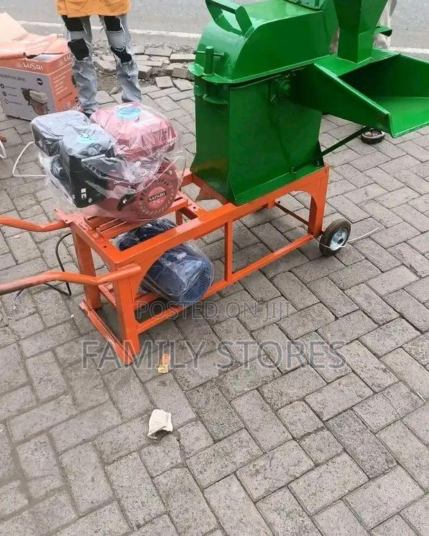 Milano Italia McC300 Chaff Cutter Chopper 3hp 7.5hp - thumbnail 3