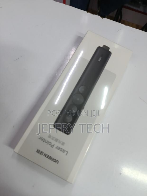This Is a Ugreen Lp479 Wireless Laser Pointer in Black Color. - thumbnail 2