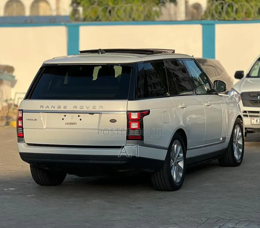 Land Rover Range Rover Vogue 2018 White