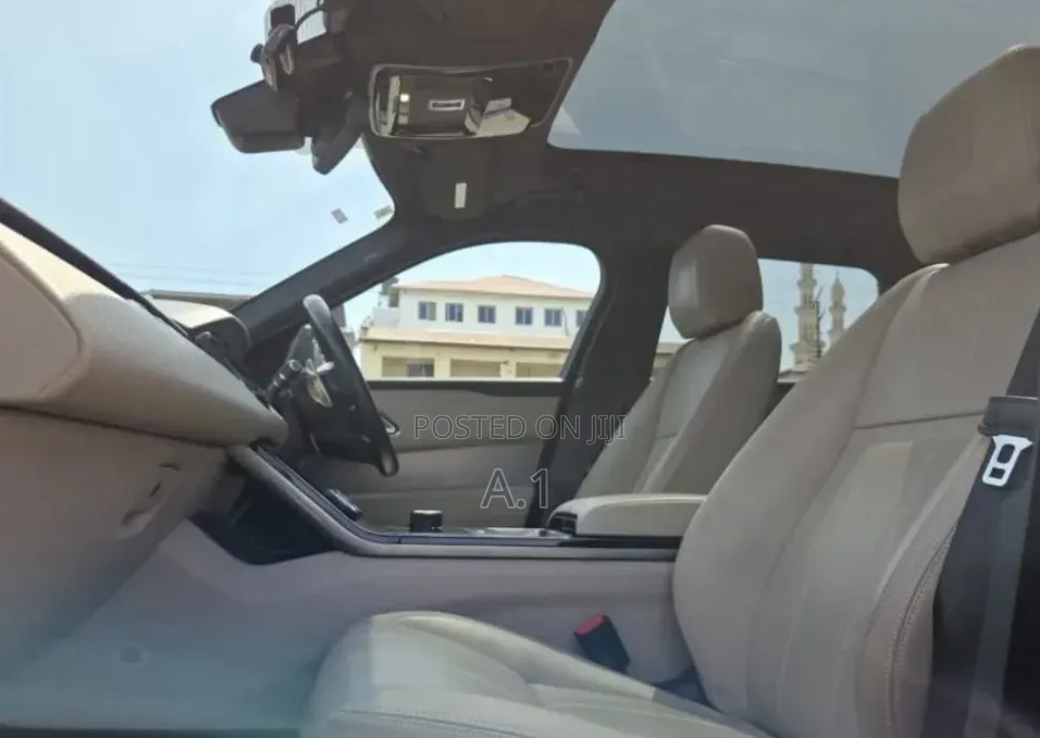 Land Rover Range Rover Velar P380 HSE R-Dynamic 4x4 2019 White