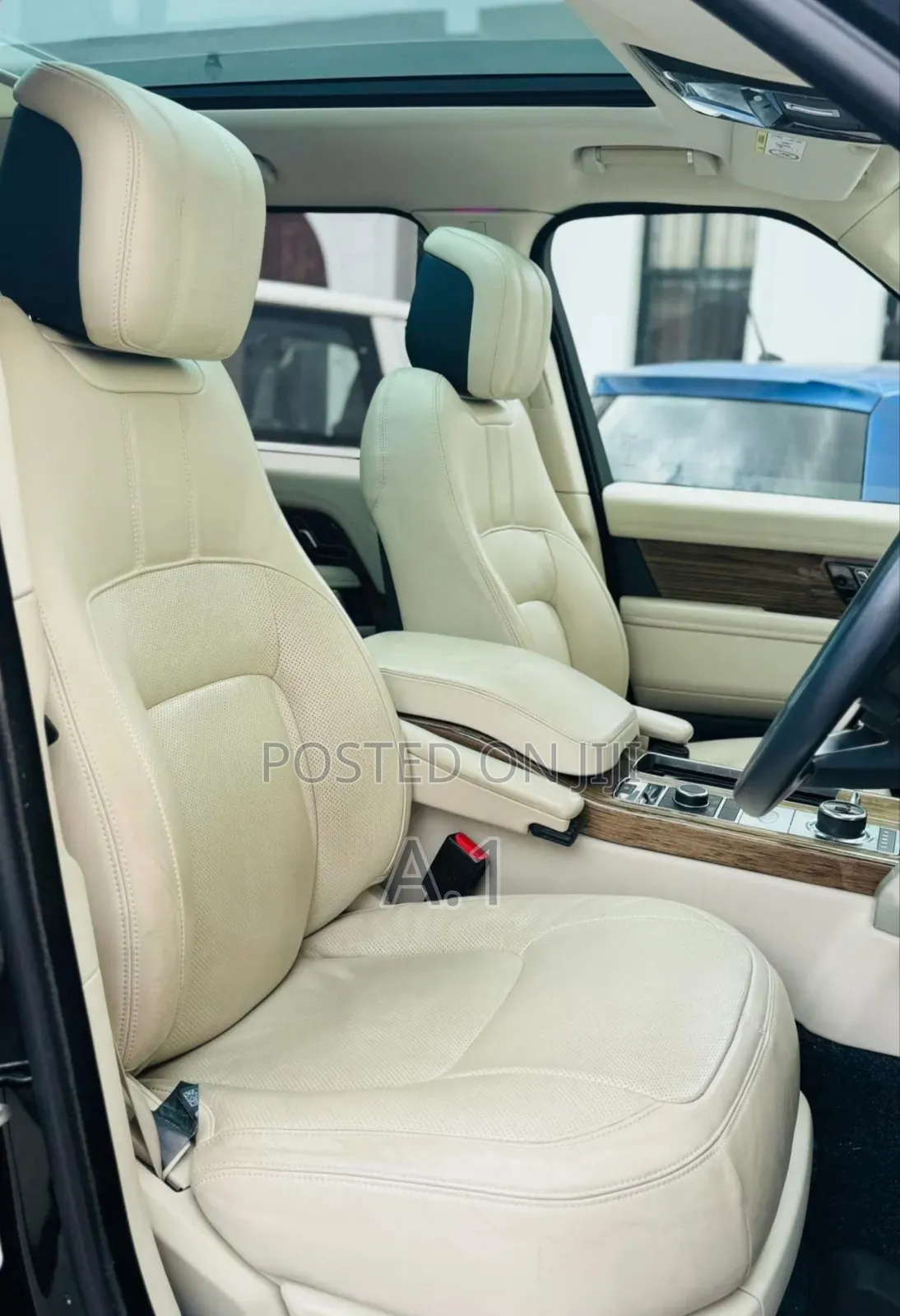 Land Rover Range Rover Vogue 2019 Black
