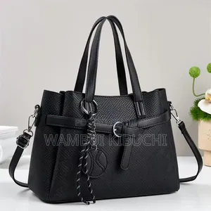 Trendy Medium Handbags