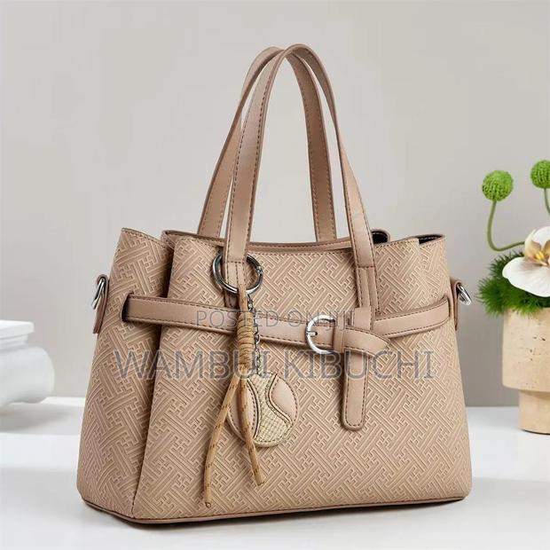 Trendy Medium Handbags - thumbnail 6