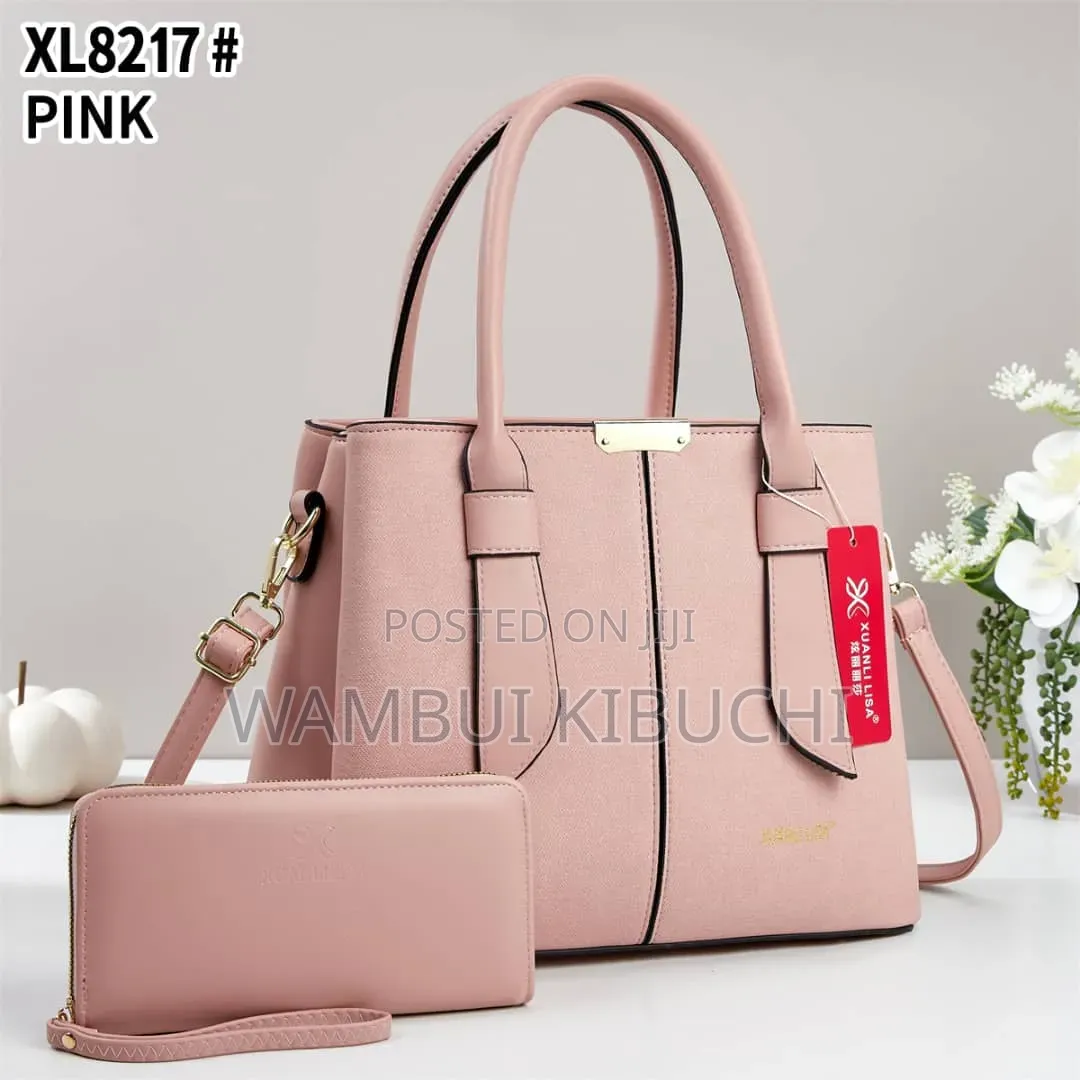 Trendy Medium Handbags