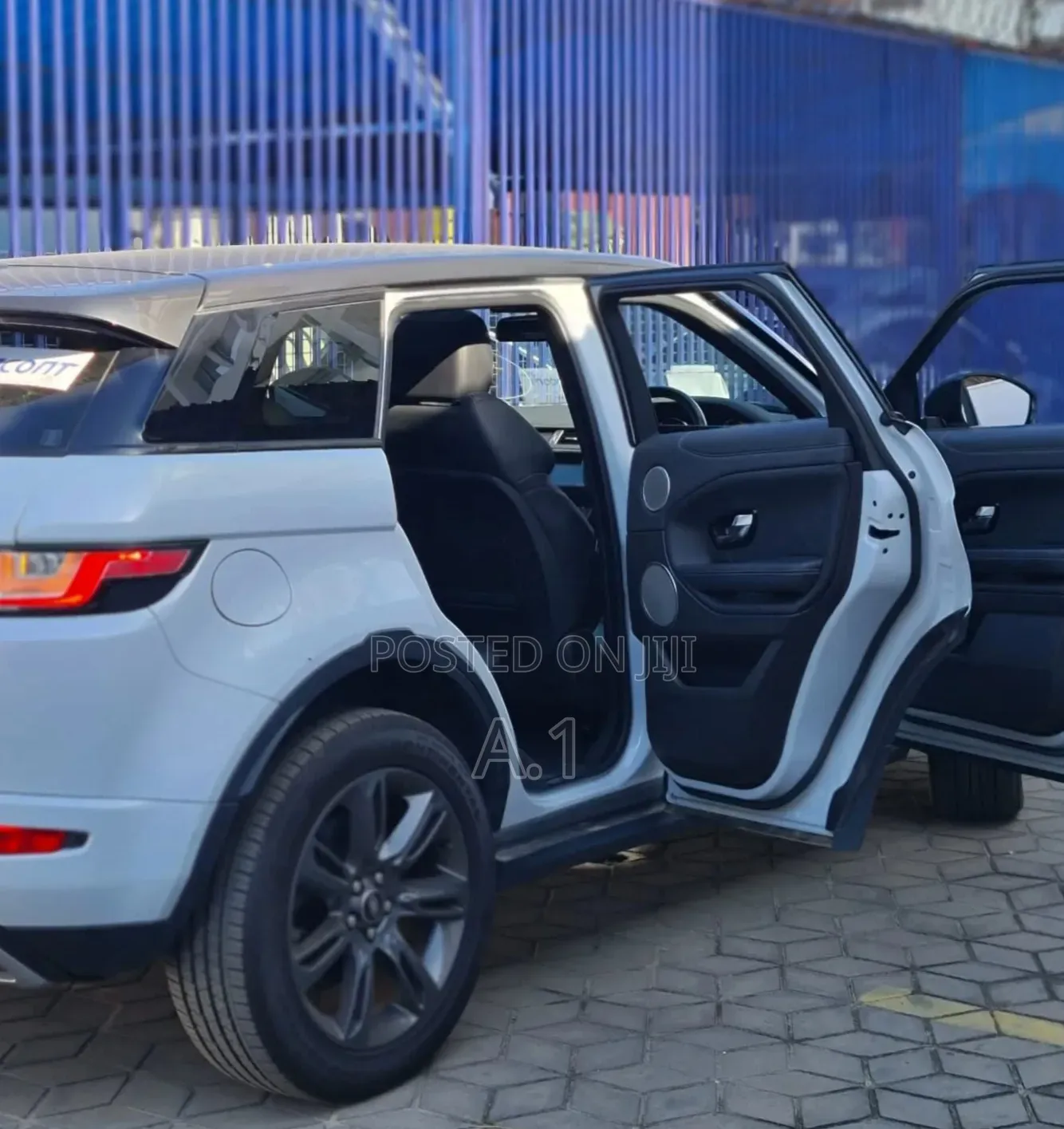 Land Rover Range Rover Evoque SE 4x4 5-Door 2019 White