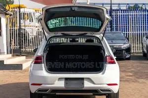 Volkswagen Golf 2019 White