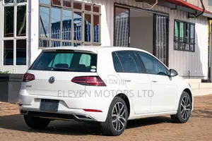 Volkswagen Golf 2019 White