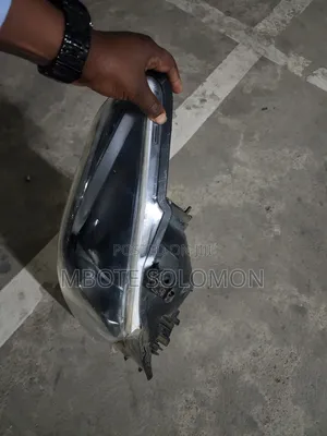 Toyota Vitz Headlight