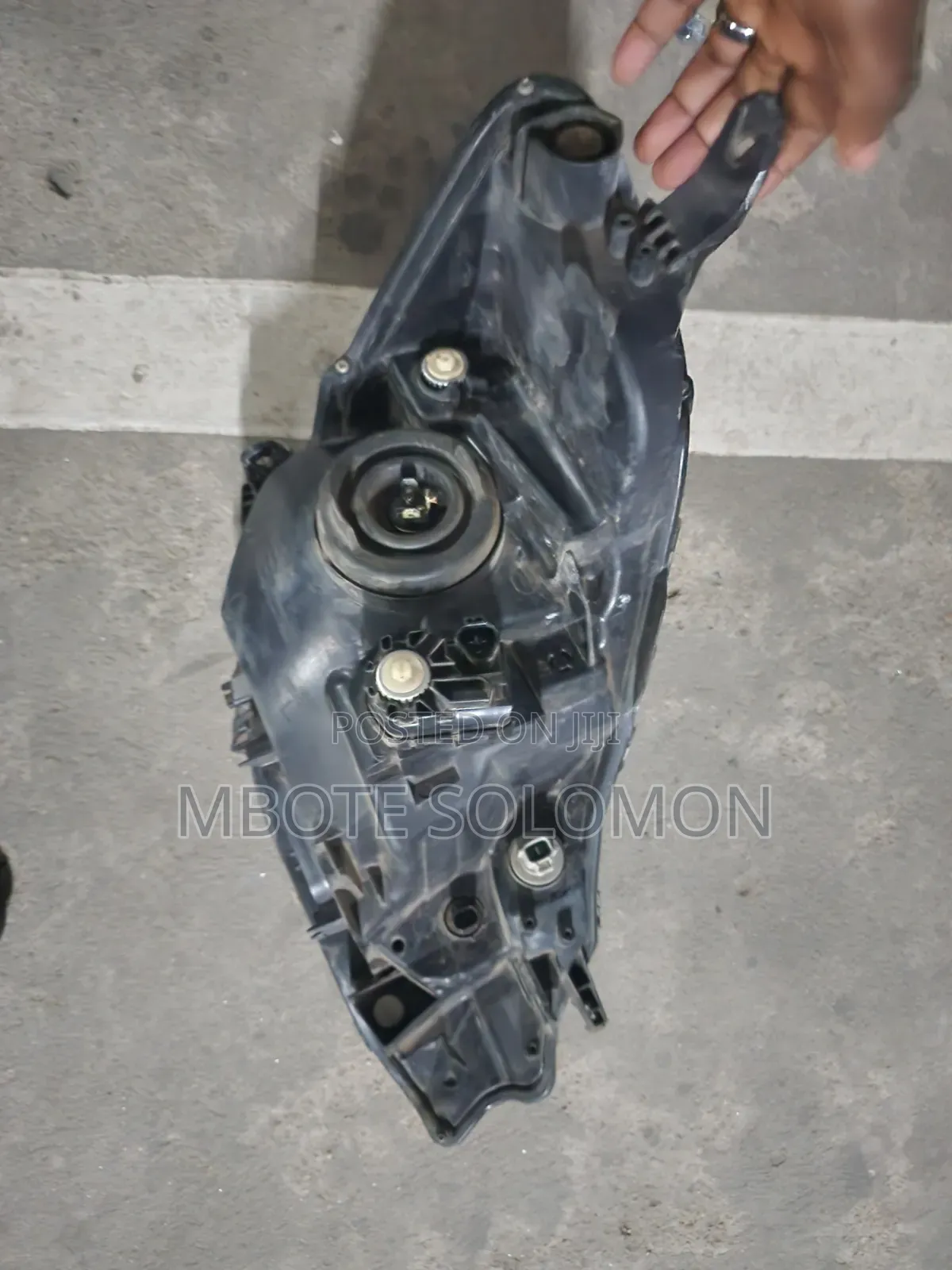 Toyota Vitz Headlight