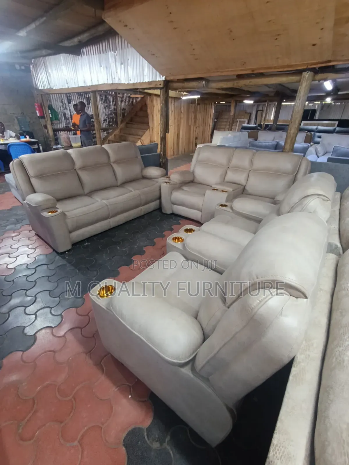 Executive Lounge Sofa Set