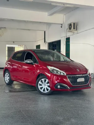 Peugeot 208 2019 Red